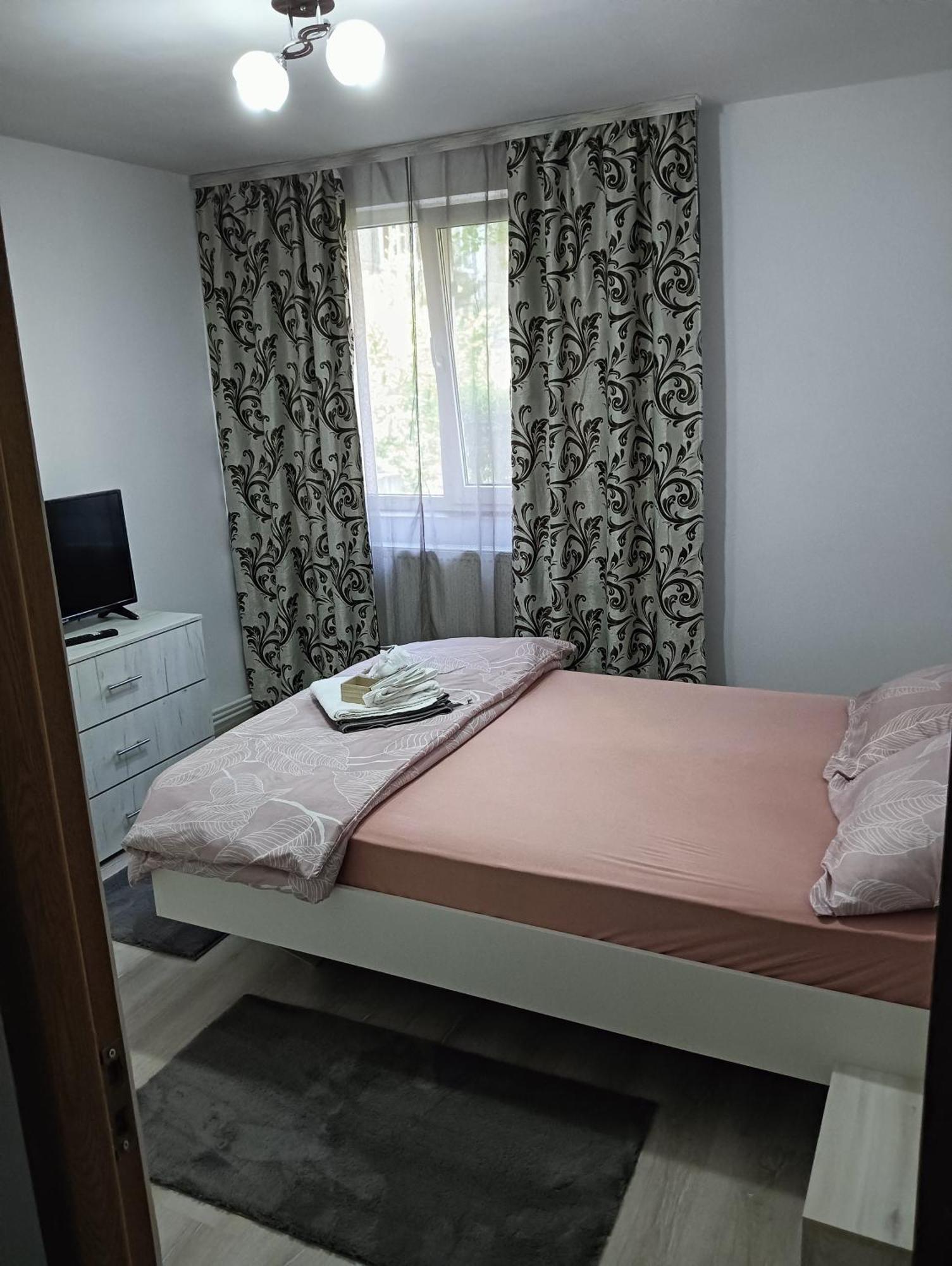 Apartament Hd2 Hunedoara Exterior photo